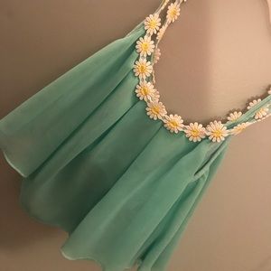 Adorable daisy crop top